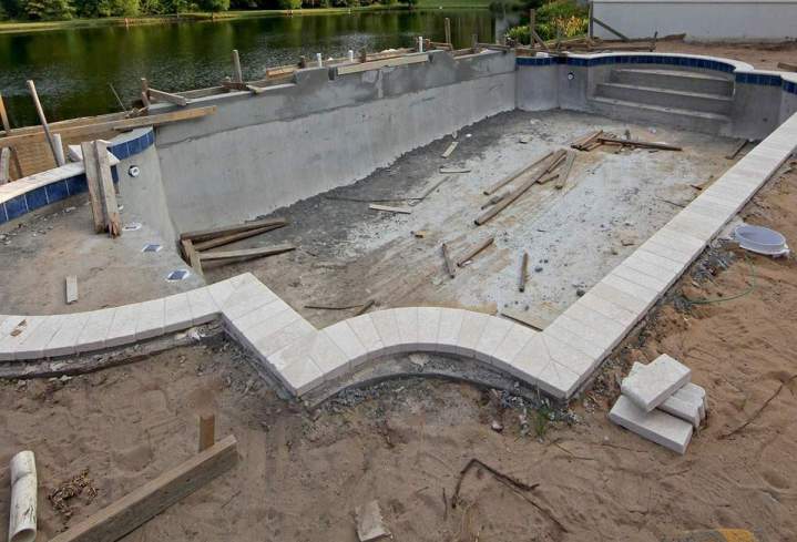 Construction de piscine creusée Rive-Sud